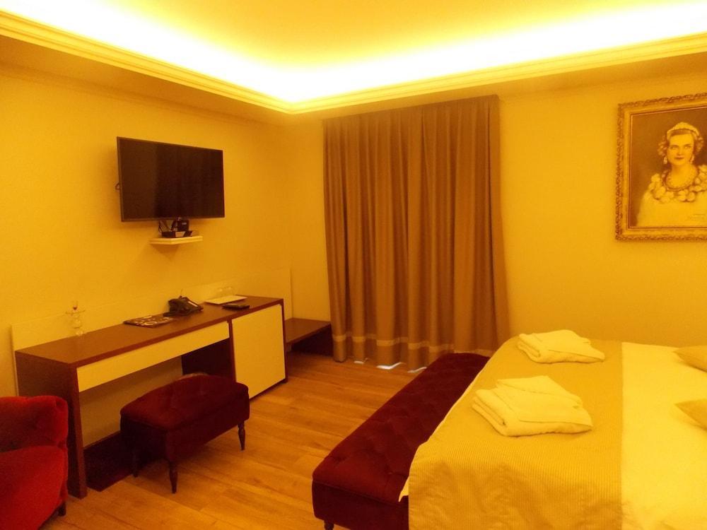 Hotel Queen Selita e Vogel Екстер'єр фото