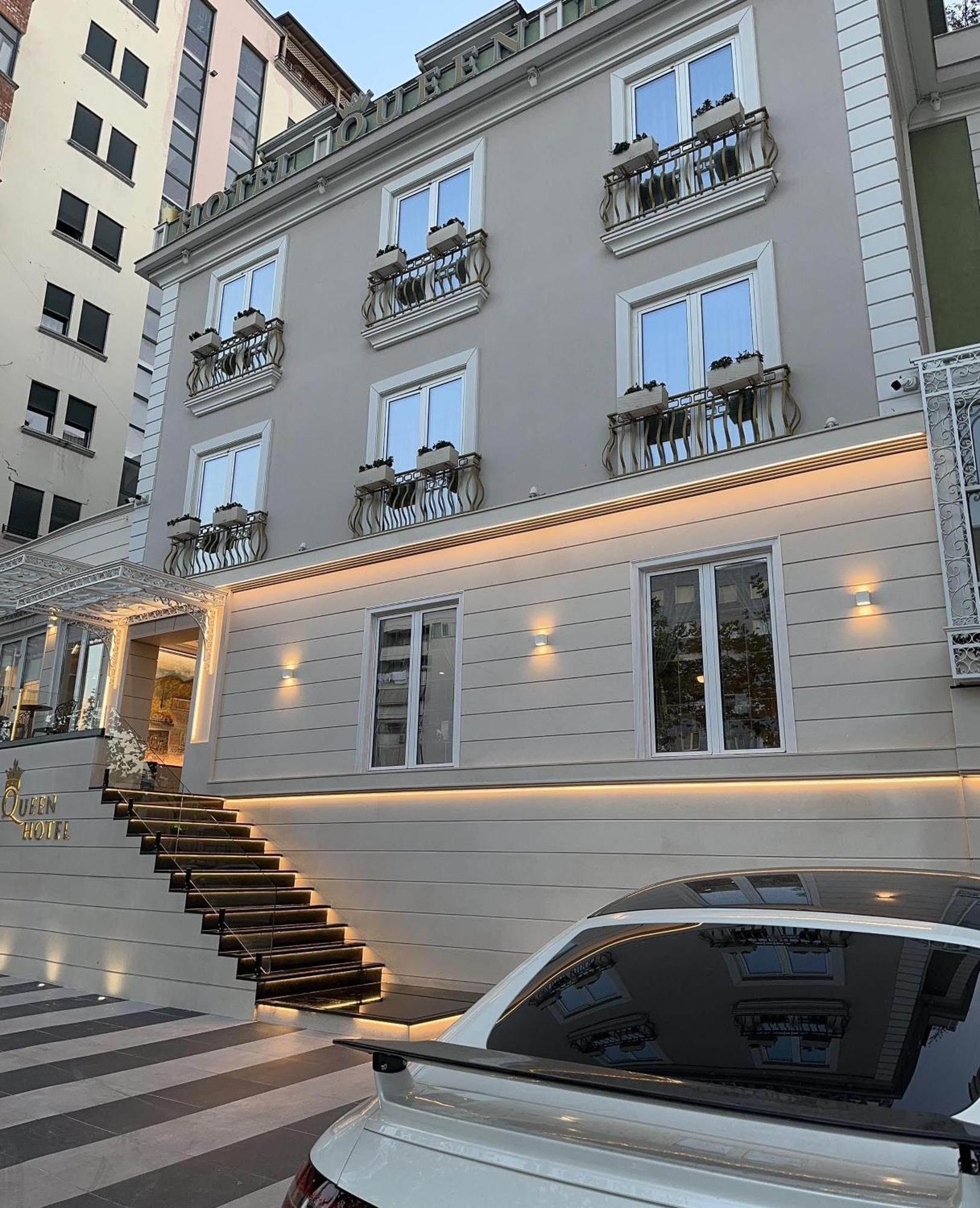 Hotel Queen Selita e Vogel Екстер'єр фото
