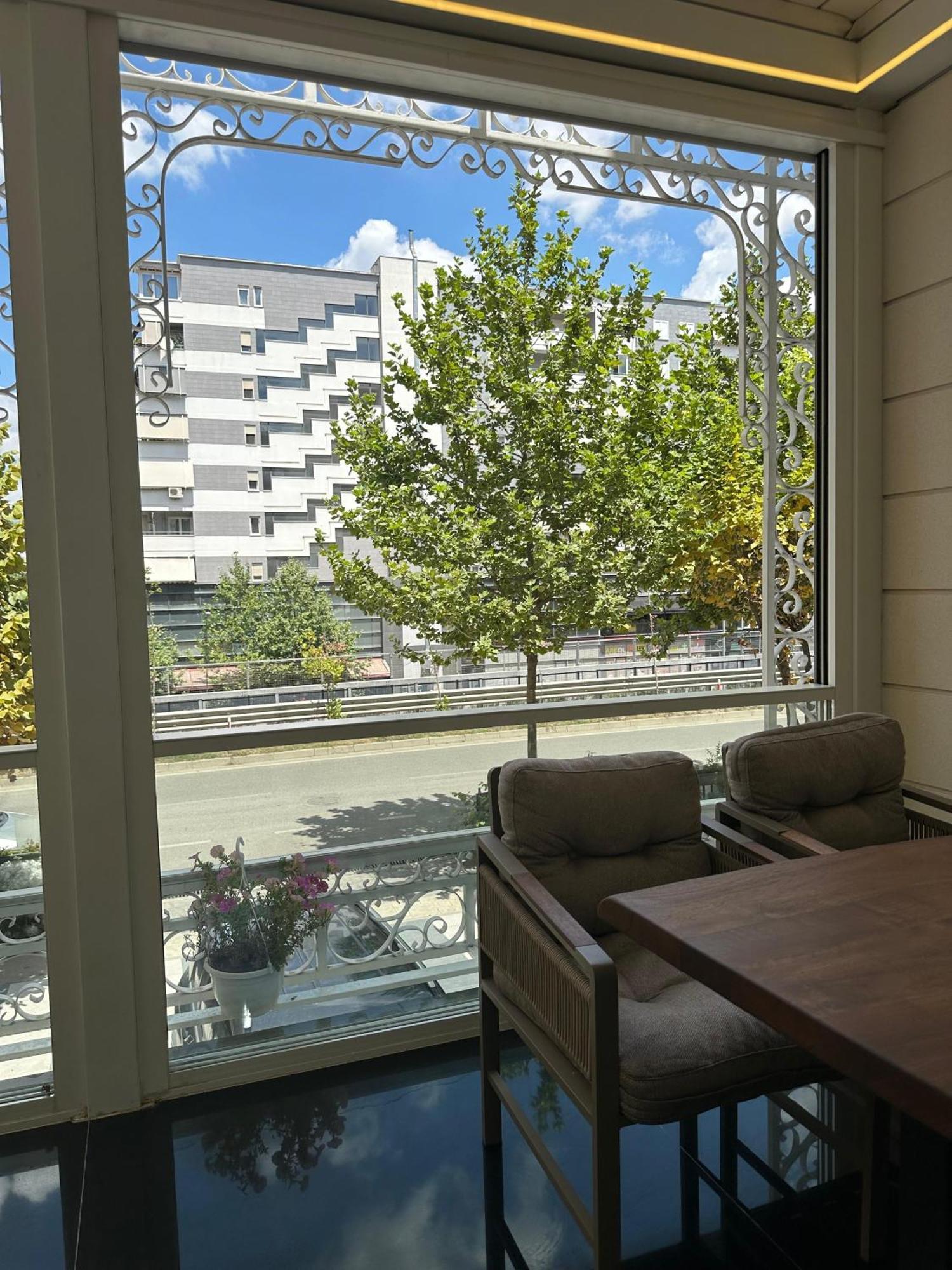 Hotel Queen Selita e Vogel Екстер'єр фото