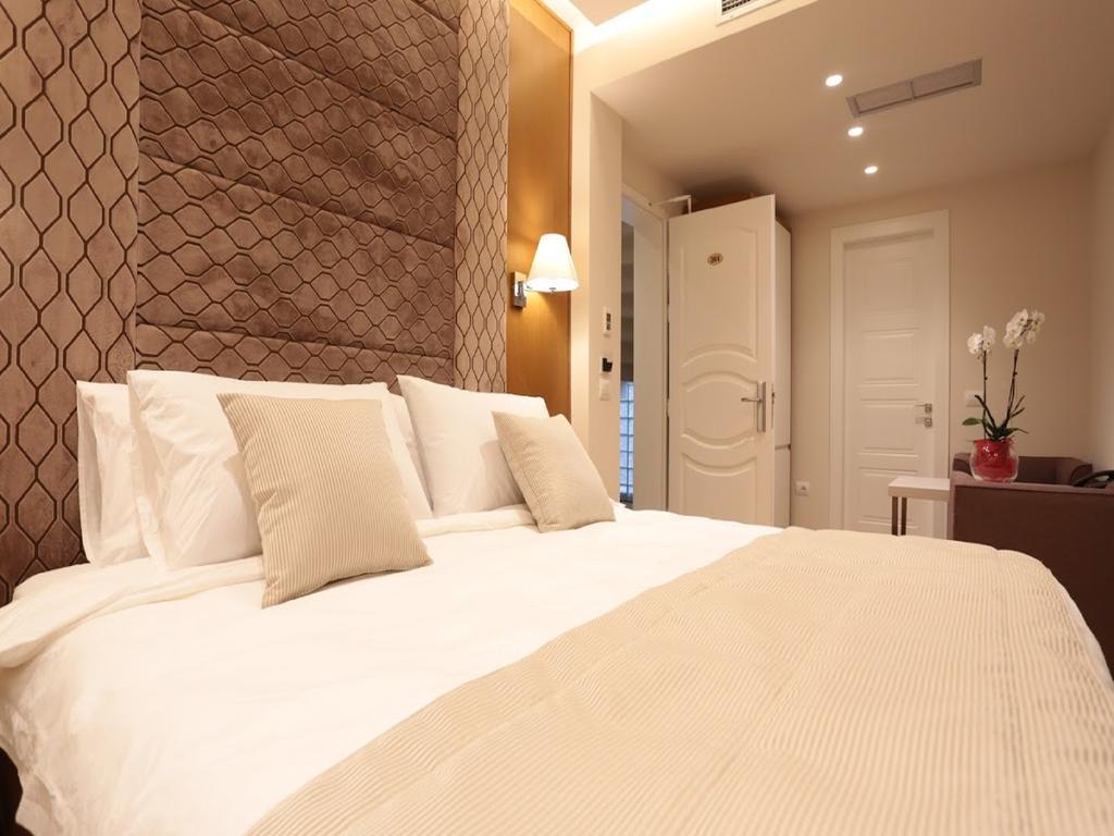 Hotel Queen Selita e Vogel Екстер'єр фото